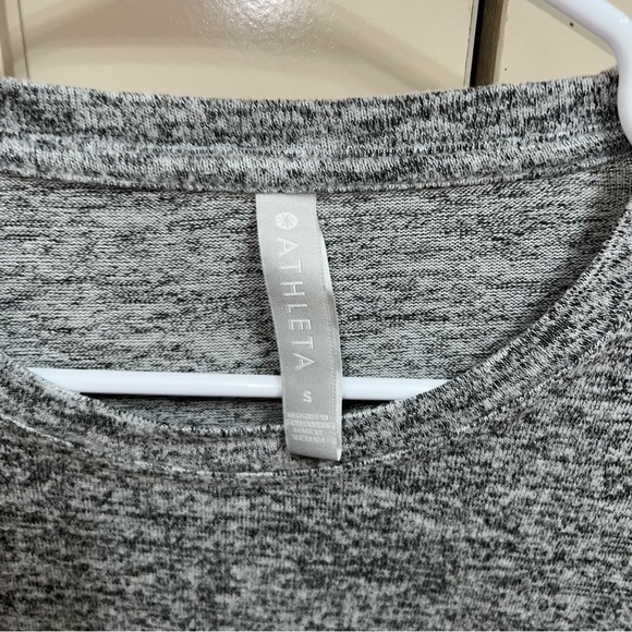 Athleta Gray Oversized Super Stretchy Jersey Knit Long Sleeve Shirt Size Small - Picture 2 of 6